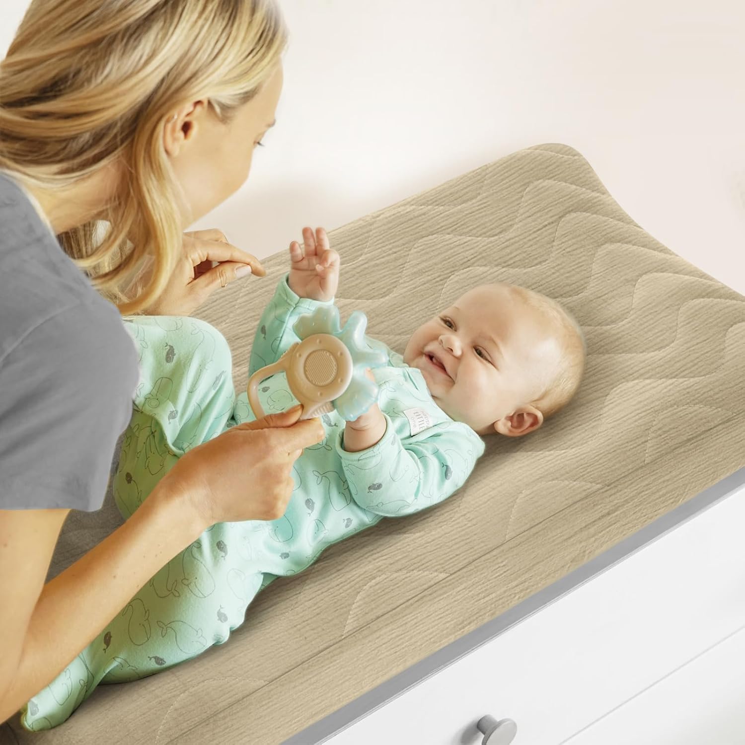 2 Pack Muslin Changing Pad Cover, Cotton Quilted Top Baby Changing Table Pad Covers, Soft Breathable Boho Changing Pad Sheets Fit for Standard Changing Pad 16" x 32" (Rainbow & Sand)