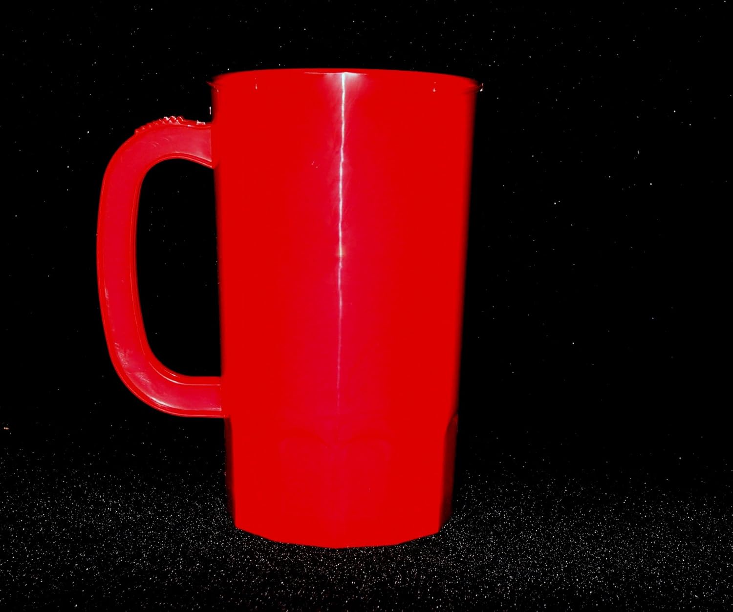 Talisman, Plastic Beer Mugs, Large 32 Ounces, Pack 8, Color Red