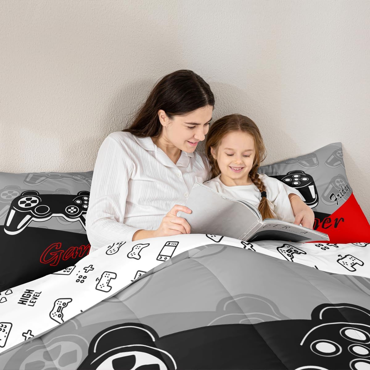 Feelyou Gamer Comforter Set for Boys Teens Gaming Bedding Set Video Game Contoller Home Decor for Kids Down Alternative Comforter Queen Size 3 Pieces 1 Comforter with 2 Pillowcases - Image 6