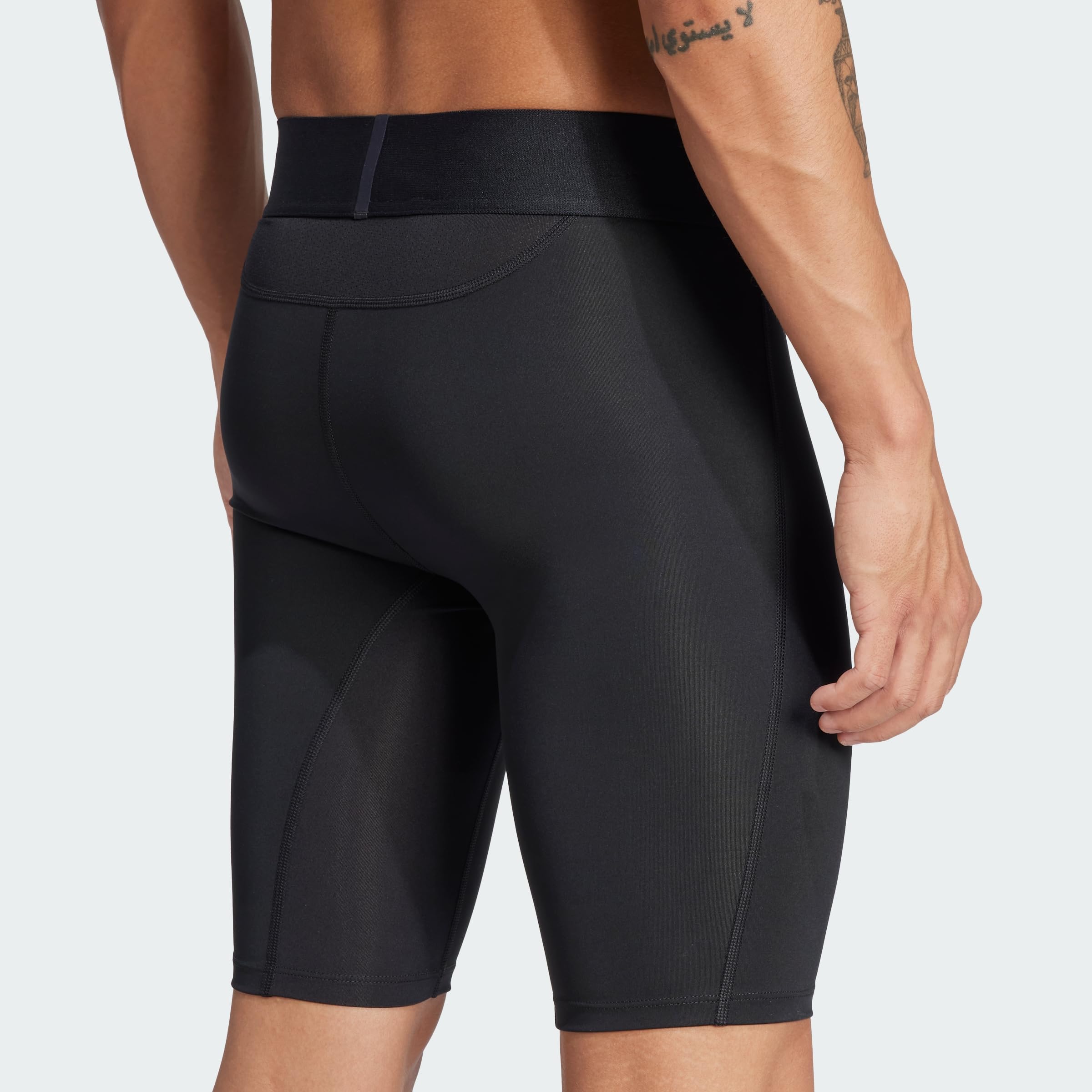 adidas Męskie rajstopy Techfit Short Tight Men (1/2)