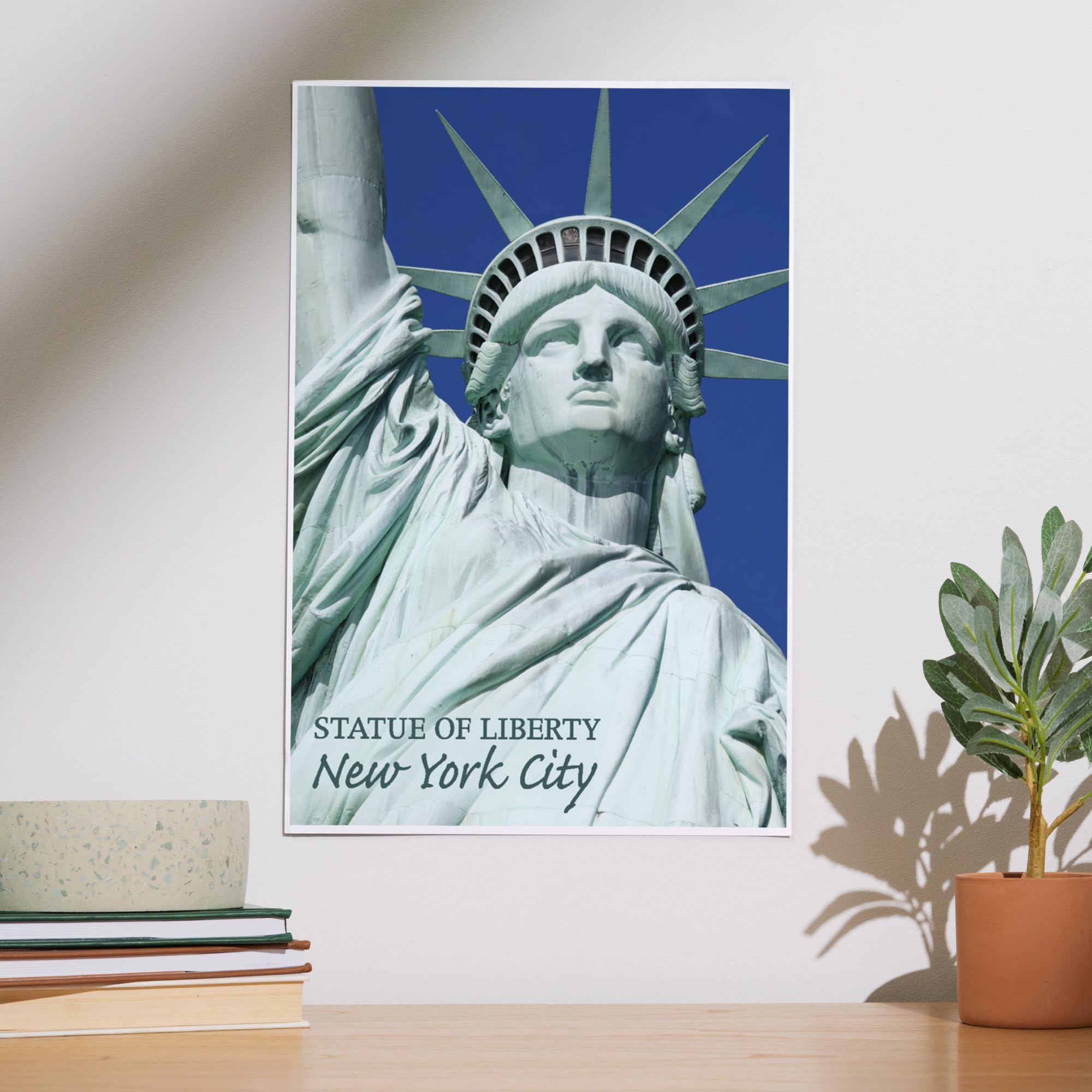 Amazon.com: Lantern Press Statue of Liberty Bust, New York City