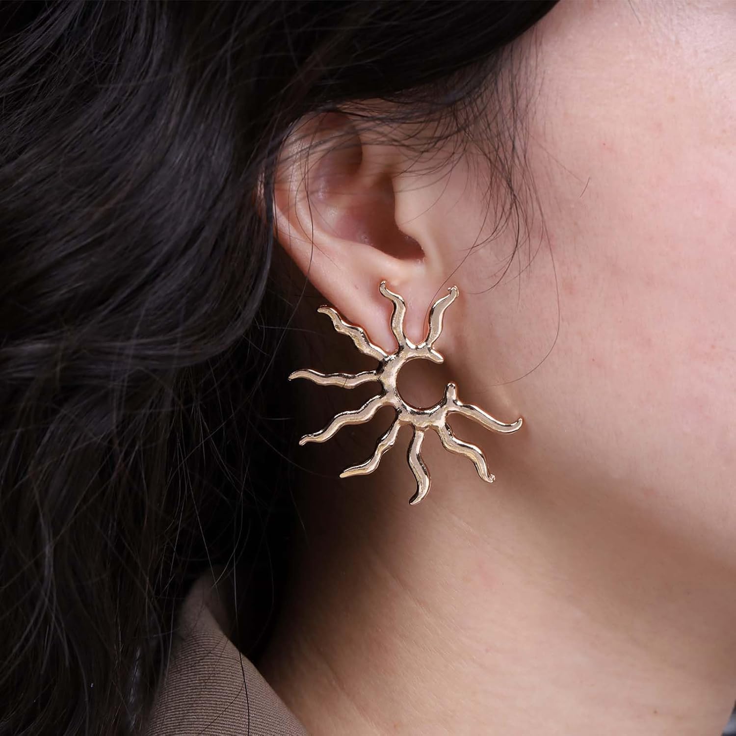 YienDoo Boho Sun Earrings Stud Gold Vintage Sunburst Dangle Earrings Big Sun Hoop Drop Earrings Statement Spike Earrings Minimalist Geometric Celestial Earrings Everyday Jewelry for Women - Image 4