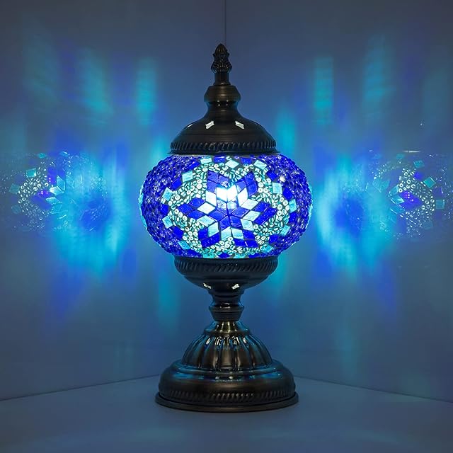 Marrakech Turkish Mosaic Glass Decorative Table Lamp Handmade Moroccan Lantern Tiffany Style Home Decor Desk Night Light Christmas Decorations Gift Lamp for Bedroom Living Room (Blue)