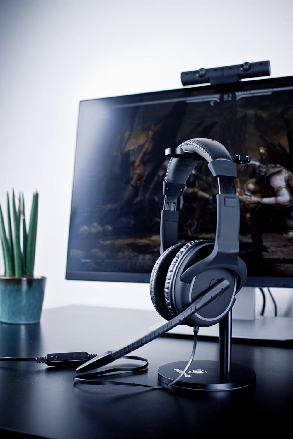 Venom Nighthawk Universal Stereo Gaming Headset (PS4 / Xbox One / Xbox 360 / PSP / PC / Mac) : Video Games