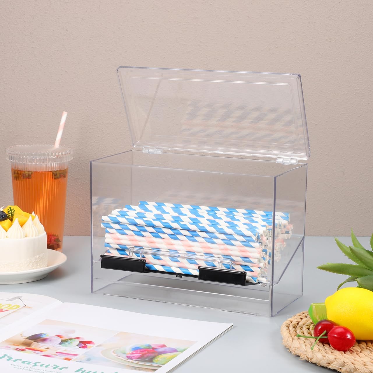 Cabilock Clear Acrylic Straw Dispenser Box 9.05X6.69X4.33In Compact Bulk Straw Storage Case with Lid for Home Restaurant Office Use