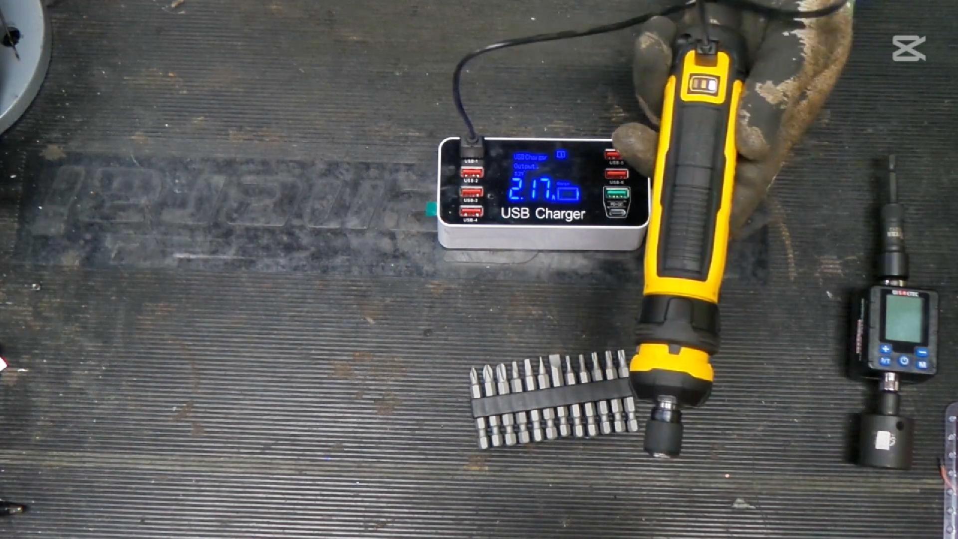 Watch Review DEWALT Cordless Screwdriver DWHT66719 on Amazon Live