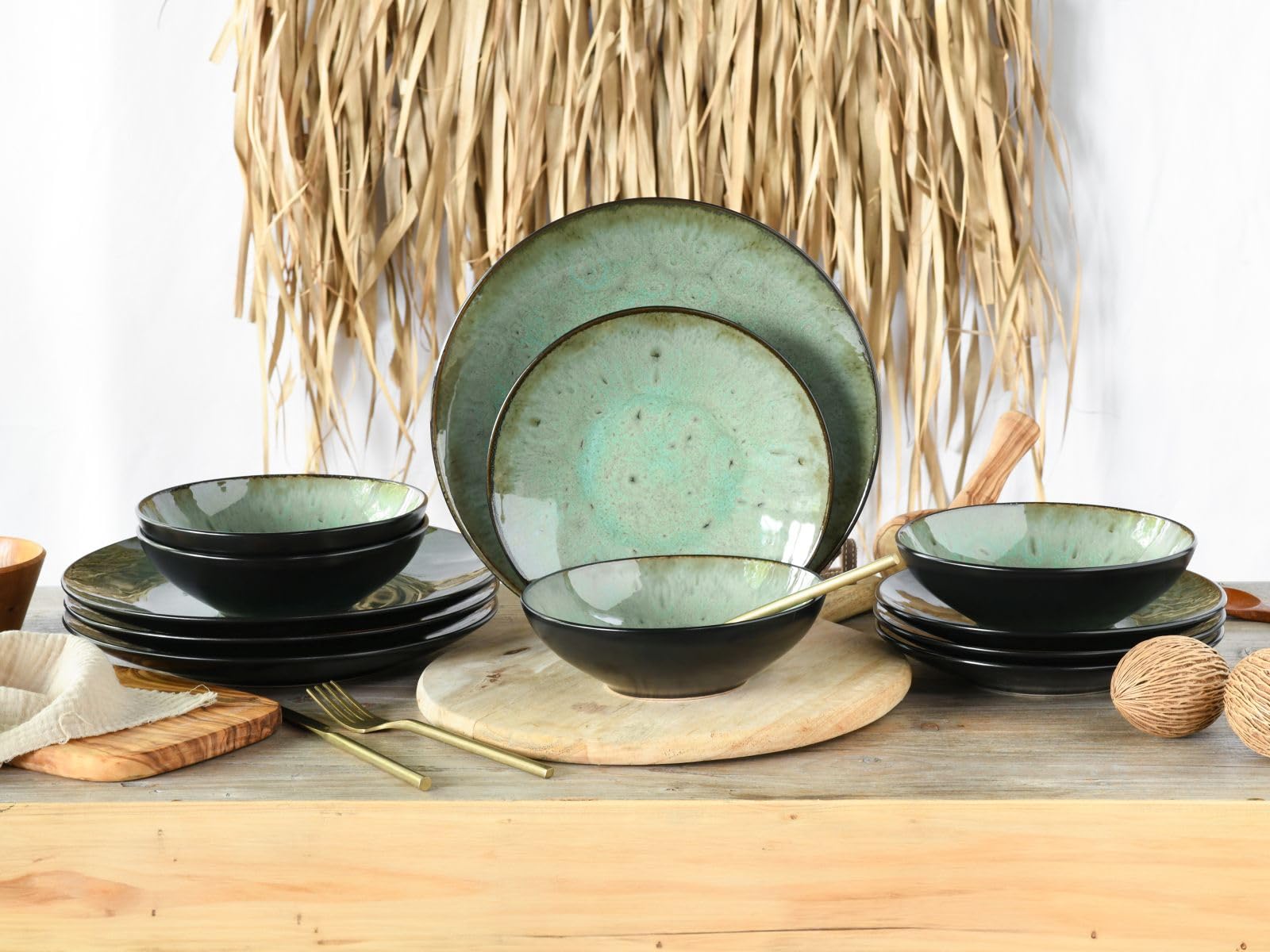 CreaTable, 23960, Serie Jawa, 12-teiliges Geschirrset, Teller Set aus Steinzeug, spülmaschinen- und mikrowellengeeignet, Qualitätsproduktion