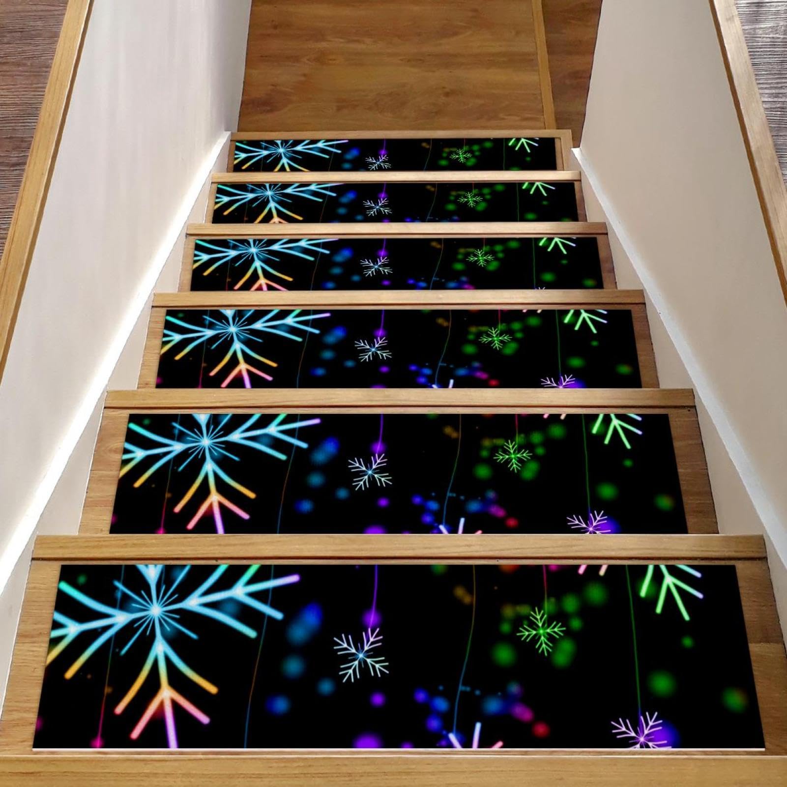 Peldaños de escalera con copos de nieve navideños para proteger a tu perro 1
