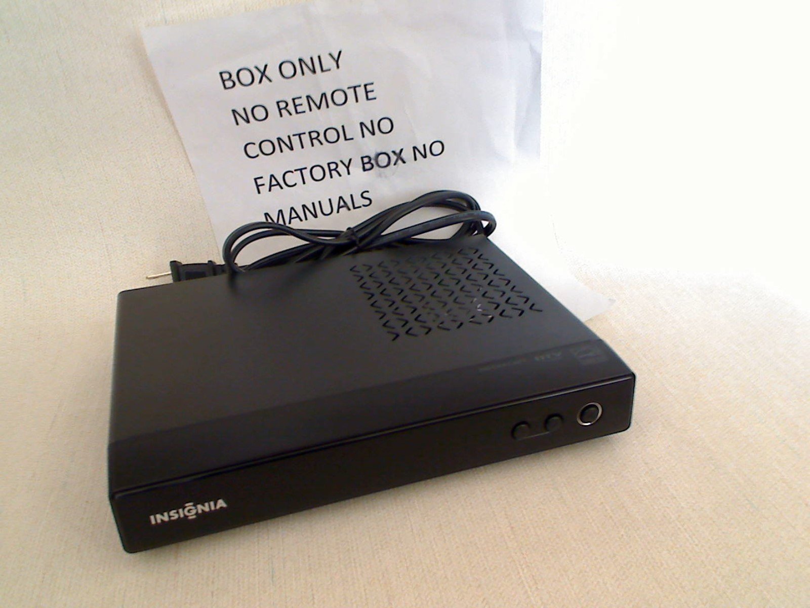 Buy Insignia Digital to Analog Converter Box NSDXA1APT Online at