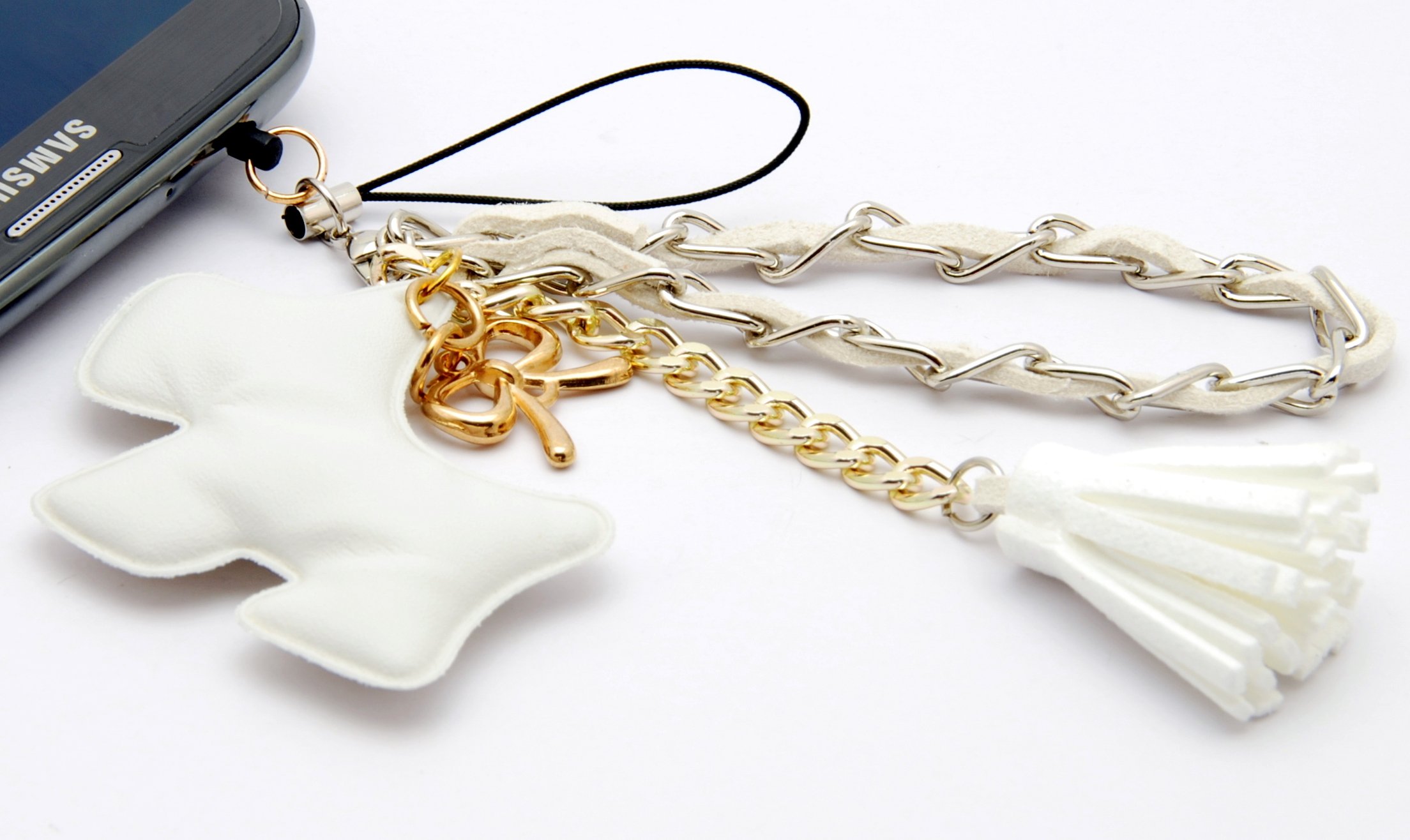 ZZYBIAWhite Dog Fringed Dust Plug Charm for Cell Phone