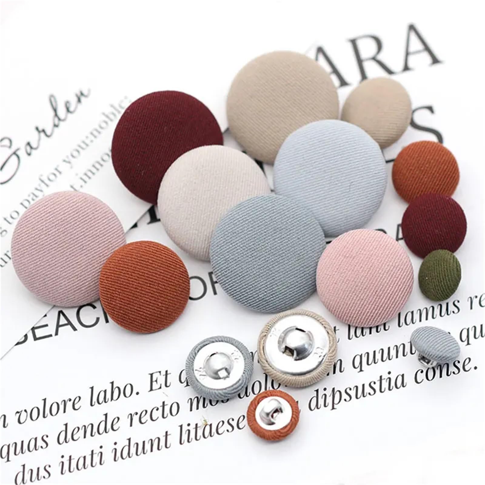 50 botones de aleación cubiertos de tela de aleación de 11/15/18/20/25 mm para abrigo de traje, botones redondos decorativos, accesorios de hebilla de costura (azul marino, 18 mm)