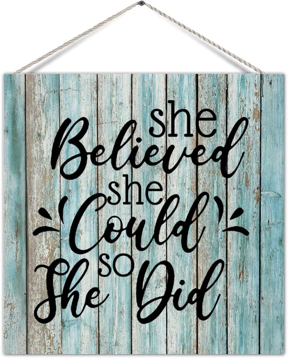 Rustic Wooden Pallet Sign Plaque She Believed She Could So She Did Inspirational Quote Antique Farmhouse Wooden Wall Pediment Door Hanger Sign Wall Hang Decoration for Bedroom Garden Home Decor 12in