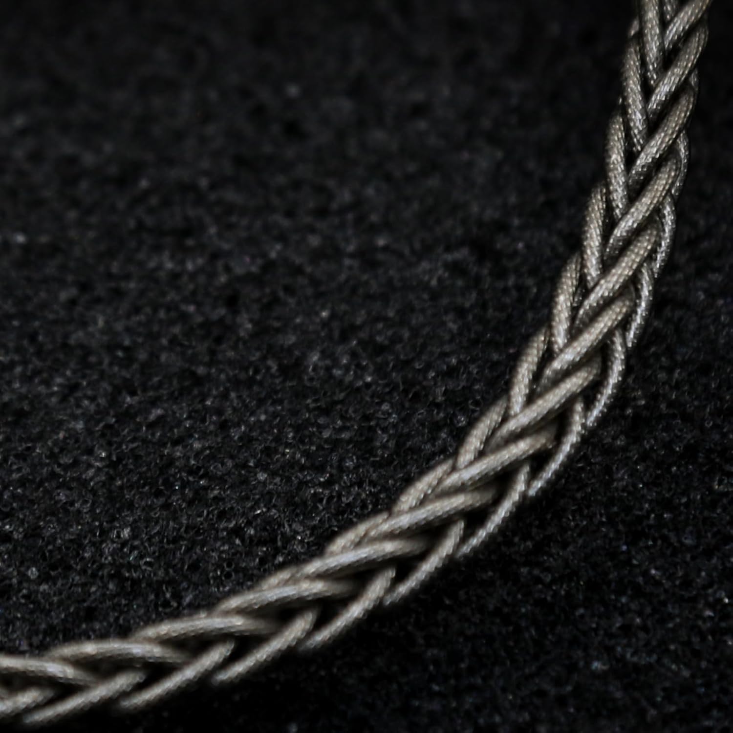 Single-Crystal Copper IEM Cable，Silver Foil Wrapping OCC IEM Extension Cable with 0.78mm 2Pin Connector,Earbud Headphone Replacement Silver Plated Wire(4.4mm Plug)