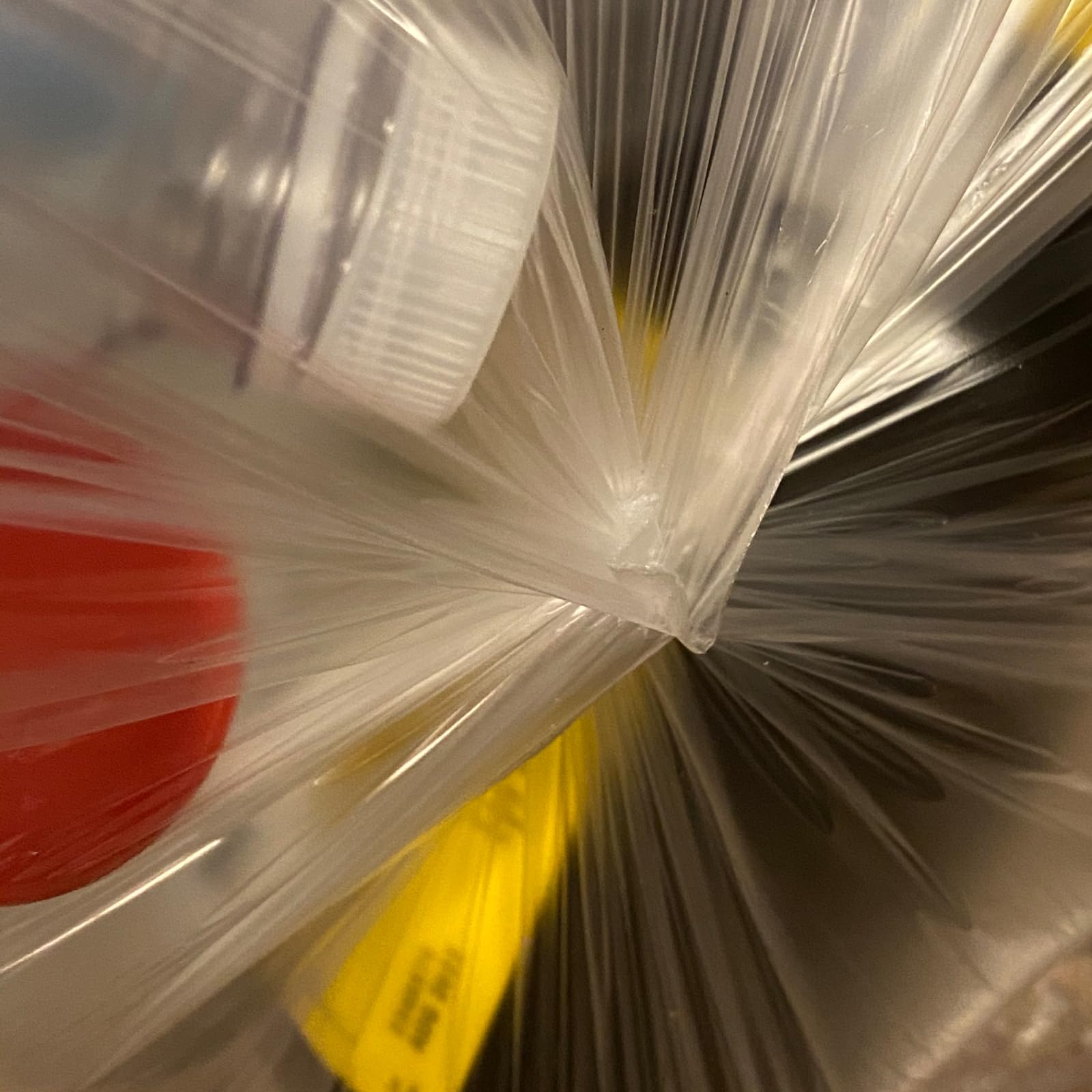 TYPLASTICS Przezroczyste wkładki do kosza na śmieci, worki na odpady - 80 cm x 102 cm - worki na śmieci o wysokiej gęstości - opakowanie 500 sztuk