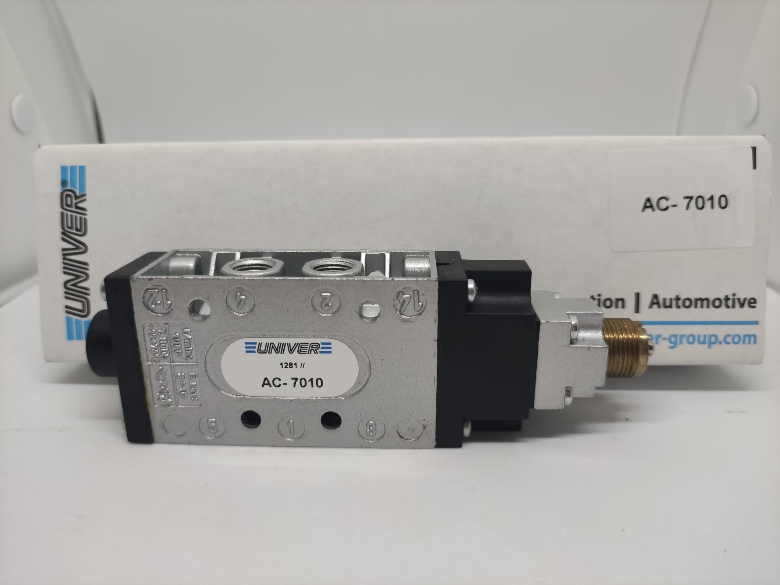 UNIVER AC-7010 5/2 Luftventil 1/8 Zoll Kugelspitze Zamak Aluminium