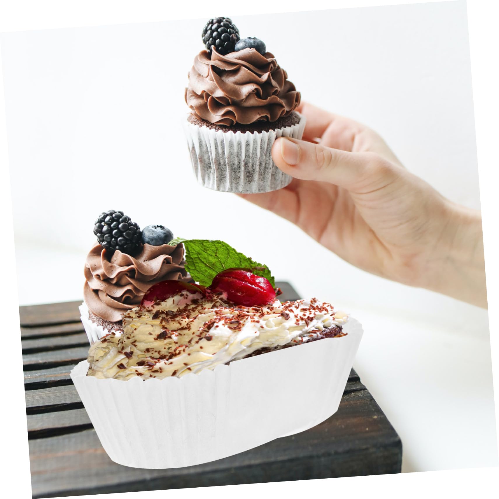 Cabilock 4 Stück Backförmchen aus Papier Cupcake-Tabletts quadratische Muffinförmchen ovale Backförmchen hochzeitsdeko hochzeitsdeco Ovaler Kuchen-Pappbecher fettdichte Muffinförmchen Weiß