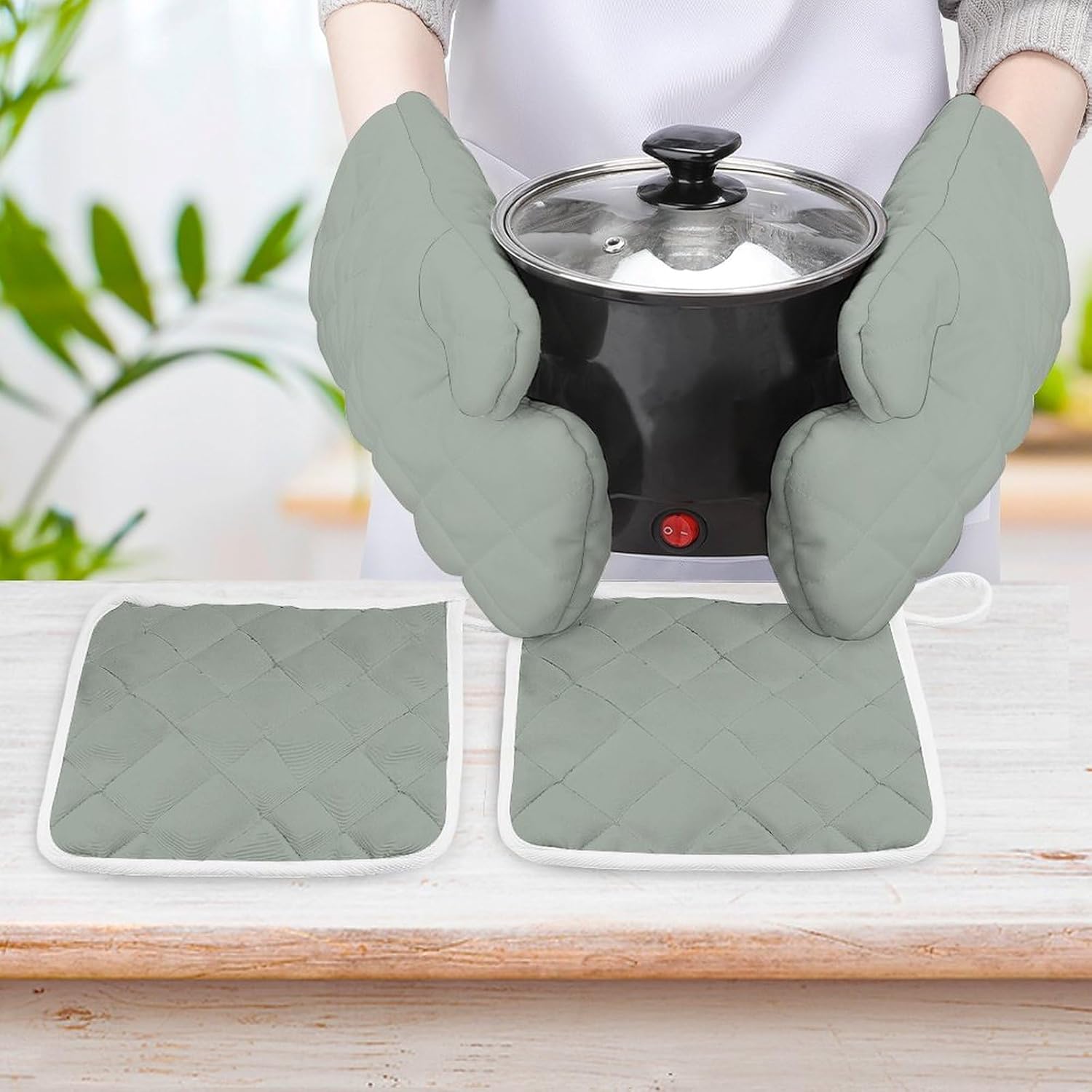 Rustic Sage Green Initial Oven Mitts and Pot Holders, 4PCS Heat Resistant Oven Mitts Glove Sets Kitchen Microwave Anti-Scald Pot Holders for Baking Cooking
