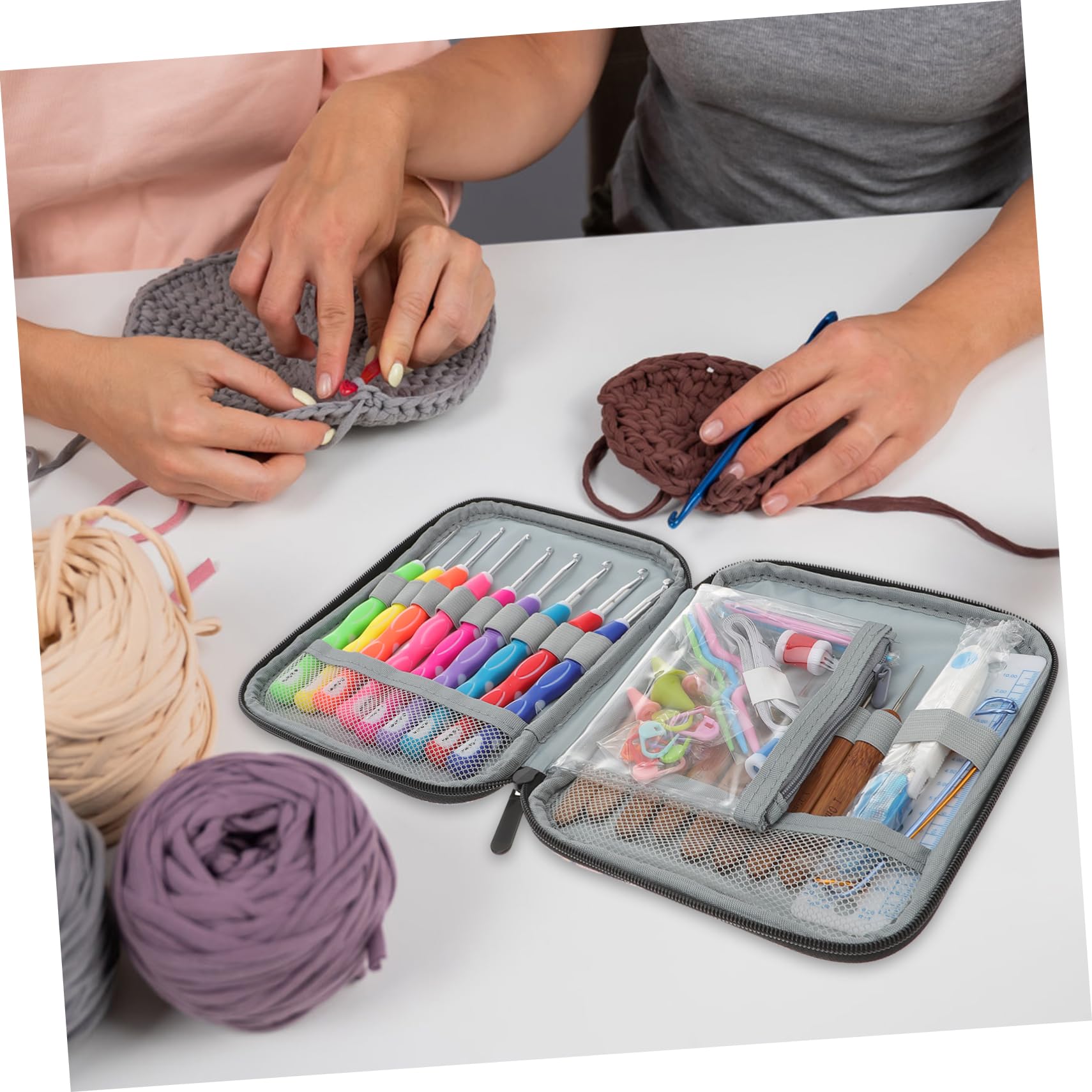 Angoily Kit de Ganchillo Profesional de 47 Piezas, Agujas de Aluminio Suaves y Ligeras, Portátil Bolsa de Lona para Suéteres y Sombreros
