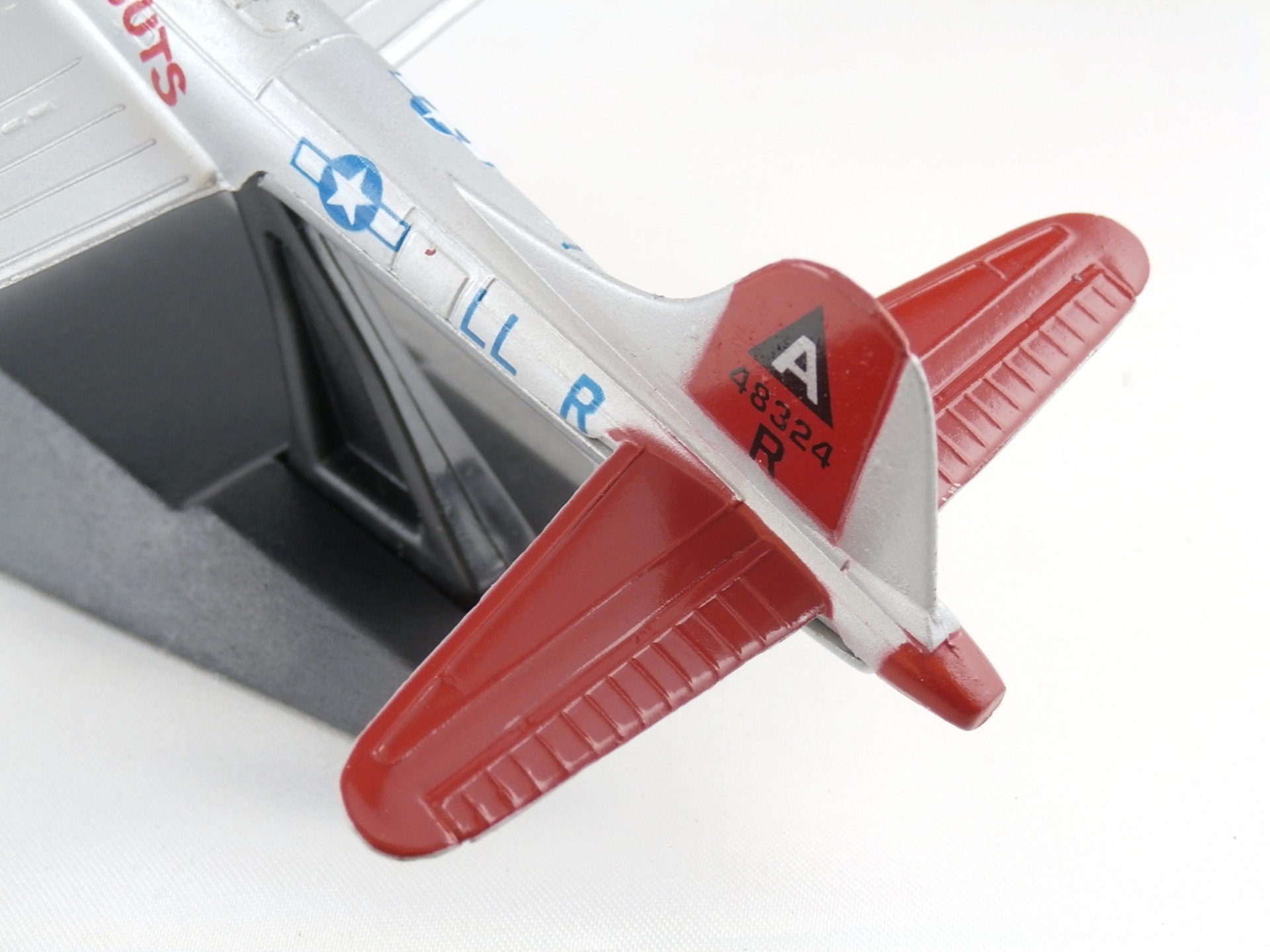 Amazon | B-17 フライングフォートレス（シルバー） 飛行機 ダイ