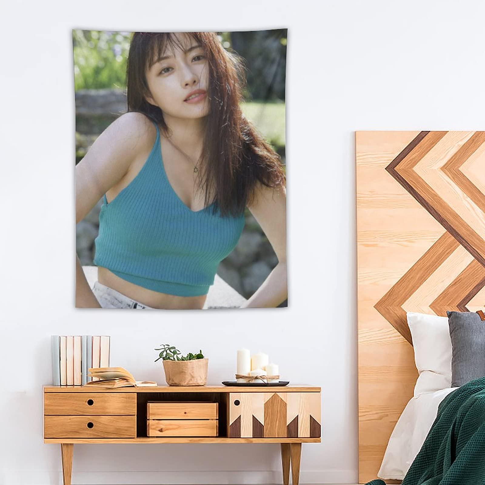Amazon.co.jp: 石原さとみ 美しい少女のポスター グラビア含む水着画像