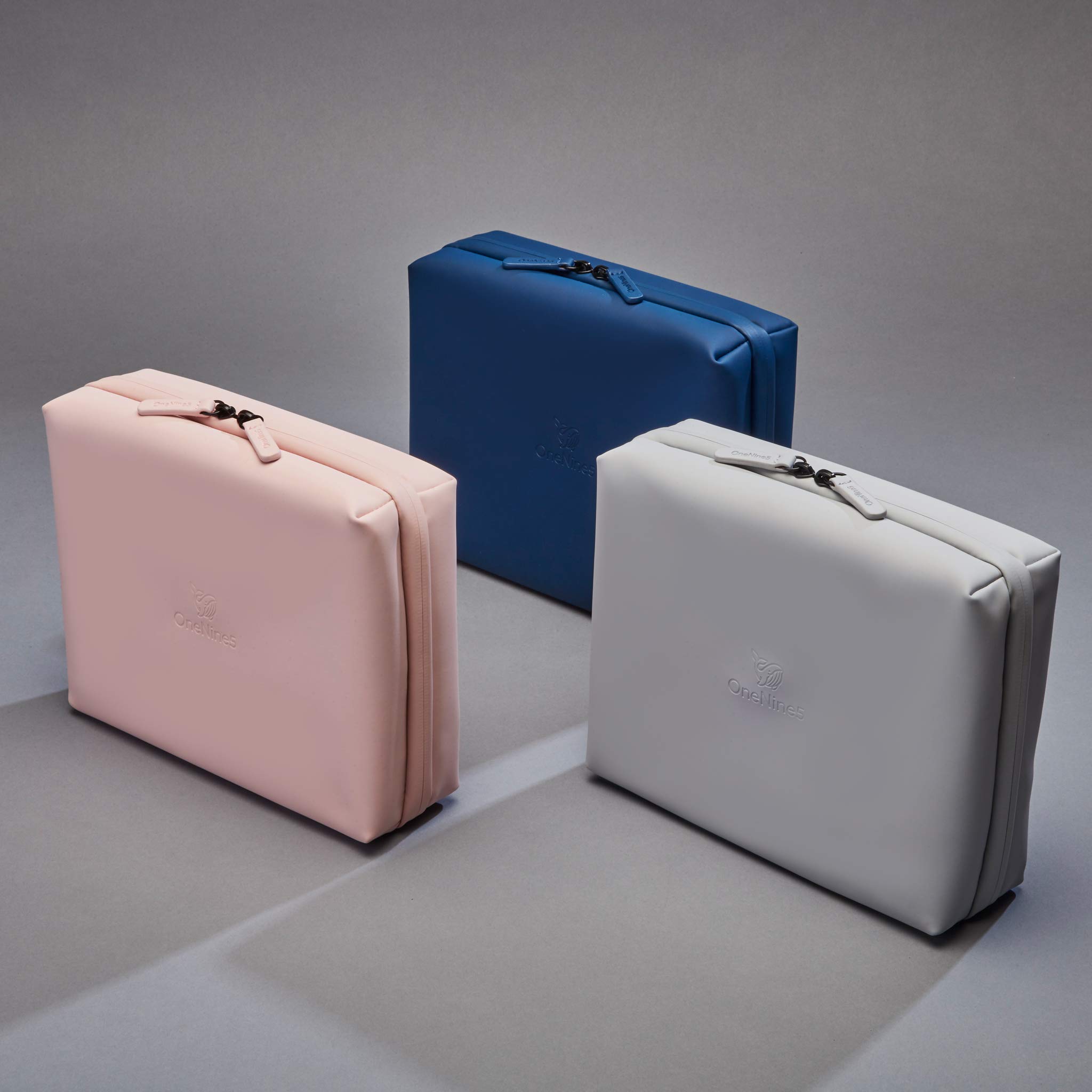 Eco-Friendly Travel Wash Bag, Toiletry Bag with 100% Recycled Plastic Lining & Hanging Hook