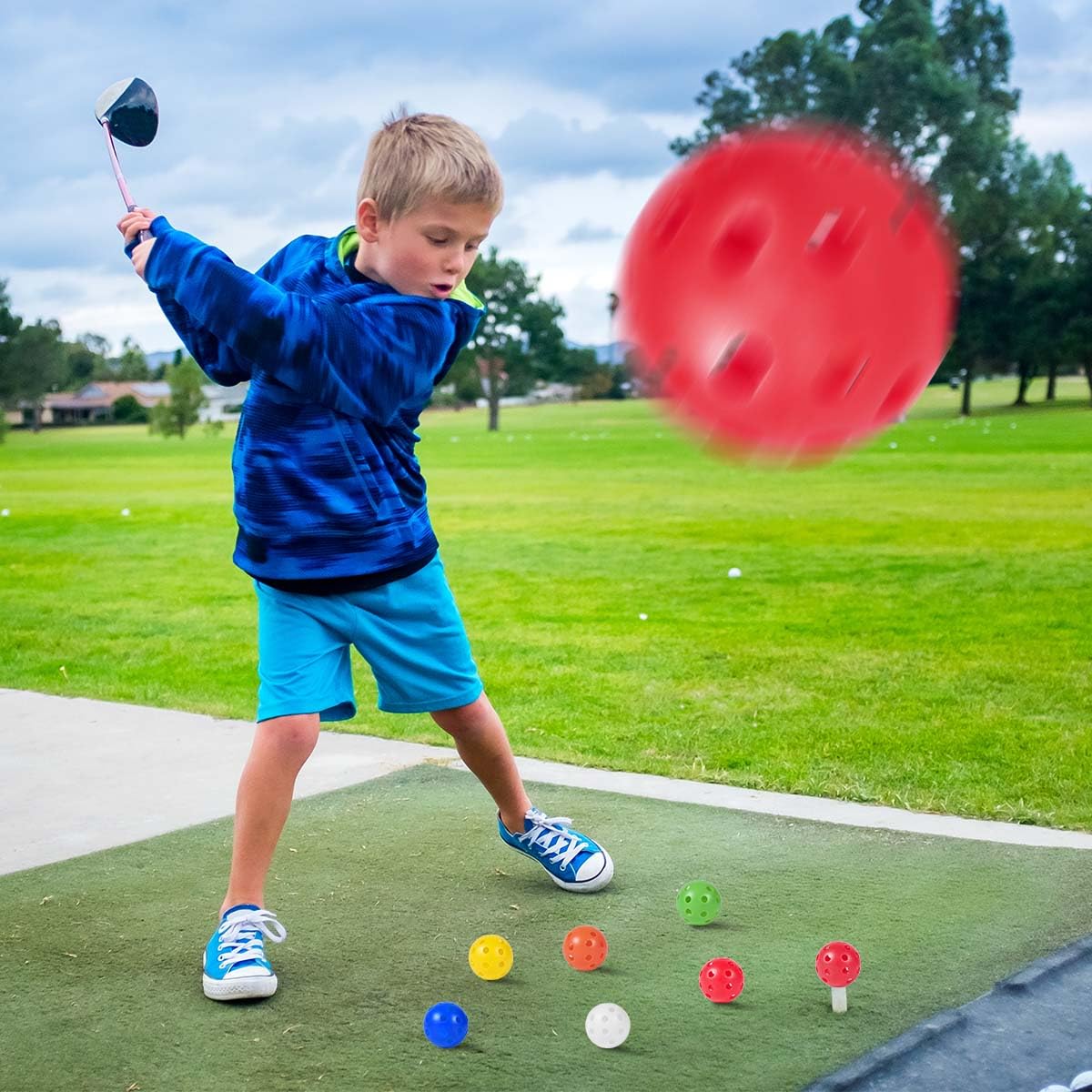 KISEER 90 Stück bunte Kunststoff-Übungs-Golfbälle, Luftstrom, hohl, Trainings-Golfbälle mit Nylon-Netz-Golfball-Taschen für Driving Range, Swing Praxis, Outdoor oder Zuhause