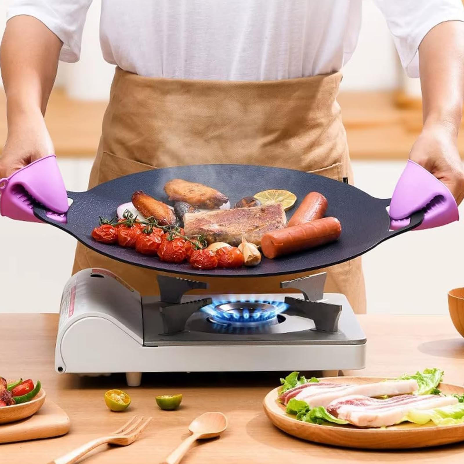 Non-Stick Round Baking Pan,korean BBQ Nonstick Grill Pan witn Clip,Korean Grill Baking Sheet for Indoor Cooking,Multipurpose Round Grilling & Frying Pans for Meats, Pancakes, Ribs (28cm11in)