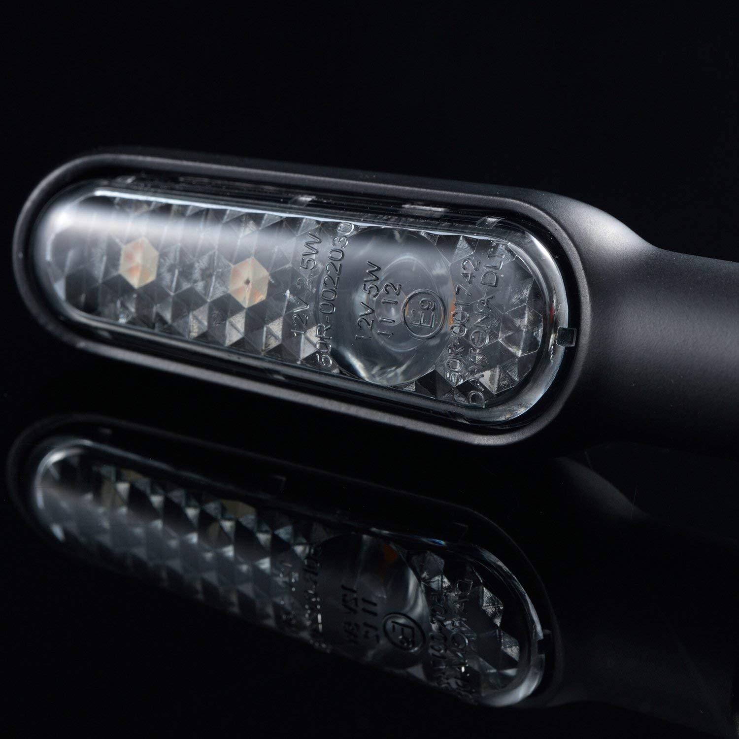 DAYTONA cp.Intermitentes de dirección aluminio LED "D-LIGHT" cuerpo negro, lente ahumada, homologados