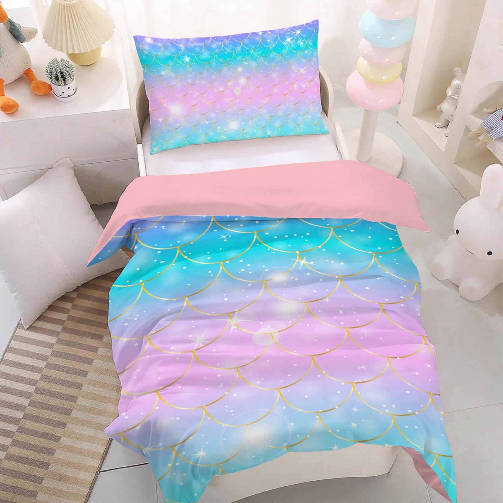 HOMHOMHA Cot Bed Duvet Cover Set -Pretty Light Pink and Blue Scale Toddler Duvet and Pillow Set -Soft Microfibre Toddler Bedding for Nursery Kids Room- 120x150 cm & 40x60 cm Pillowcase