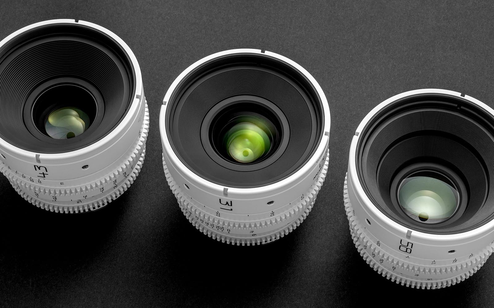 DULENS APO MINI PRIME 5本 白 T2.4 PL 箱入り