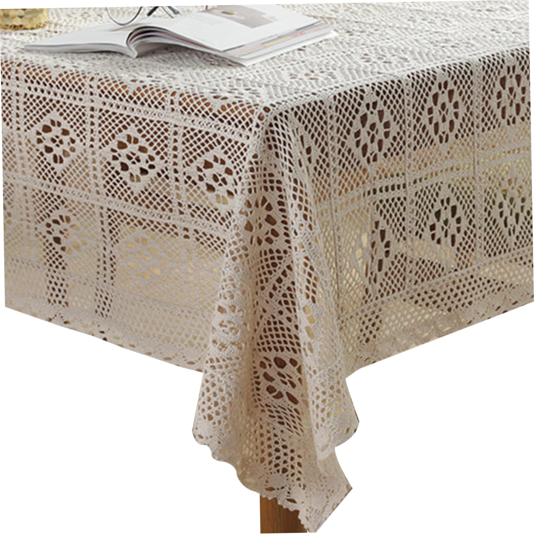 Nappe au crochet beige lavable pour protéger et embellir une table rectangulaire