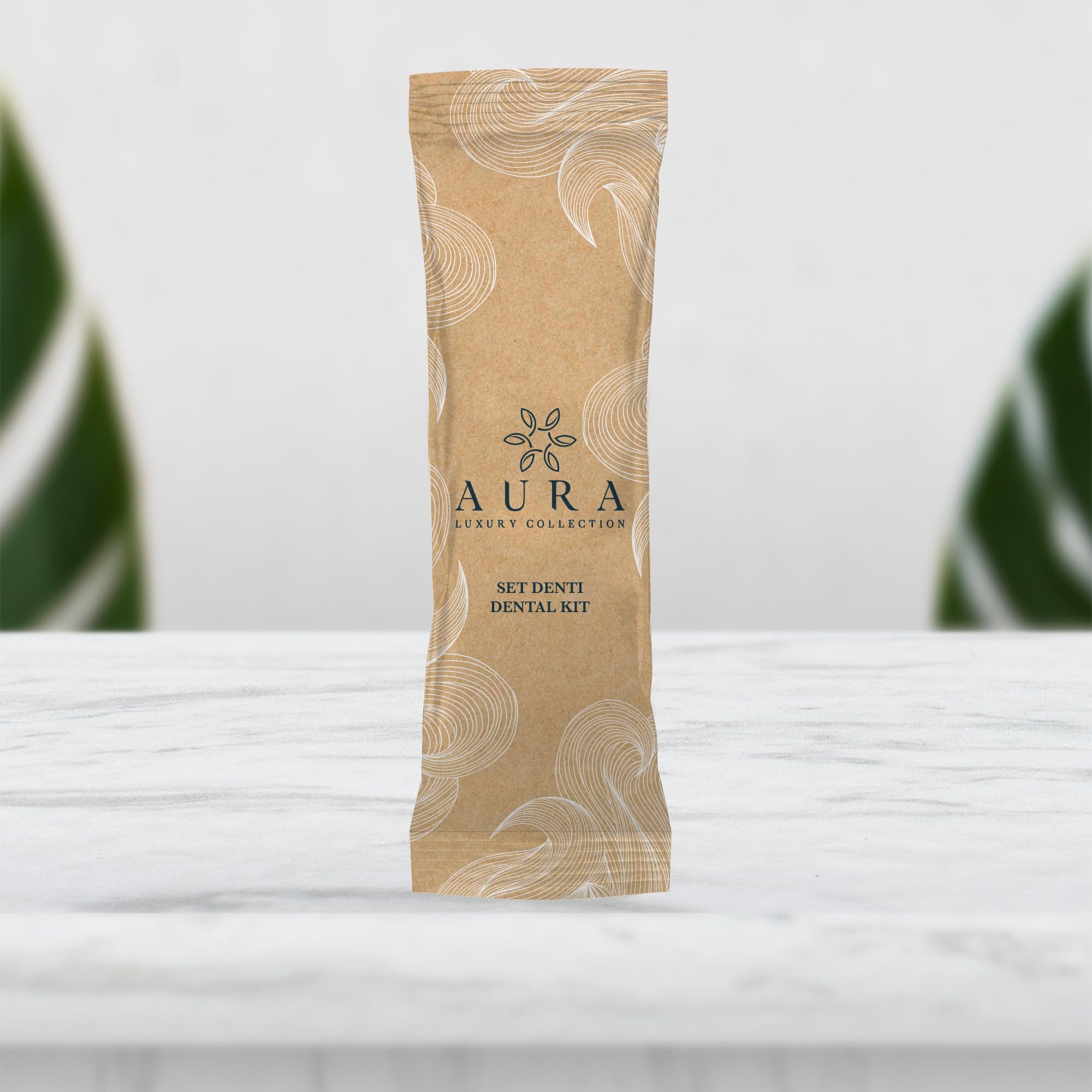 Aura Luxury Collection ® Zestaw do higieny jamy ustnej zapakowany w flowpack ze szczoteczką do zębów i 1 tubką pasty do zębów 5 ml (500)
