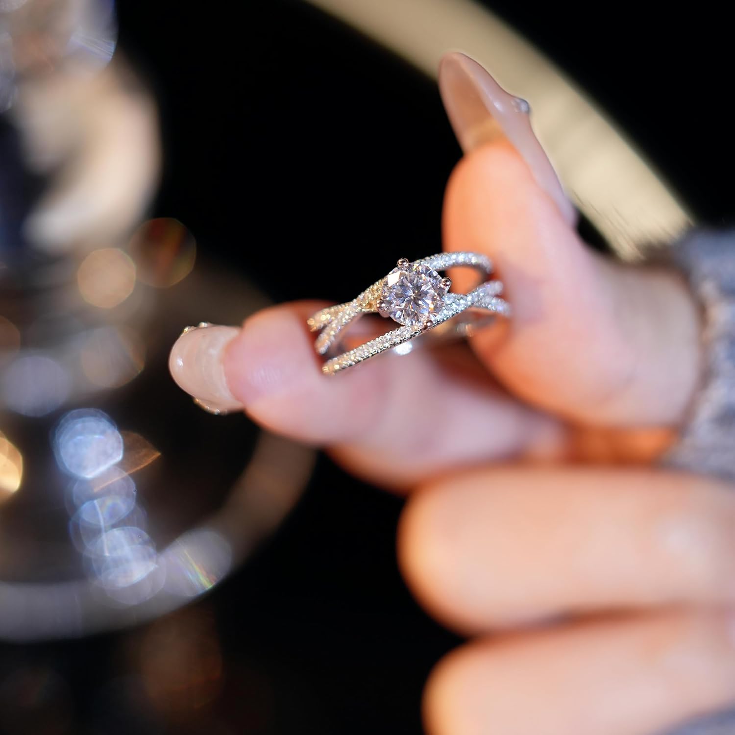 YSDD Sterling Silver 1 Carat Moissanite Engagement Ring for Women with Round Brilliant Cut Center Stone, Triple Split Shank, Pavéd Gemstones Size 5-9