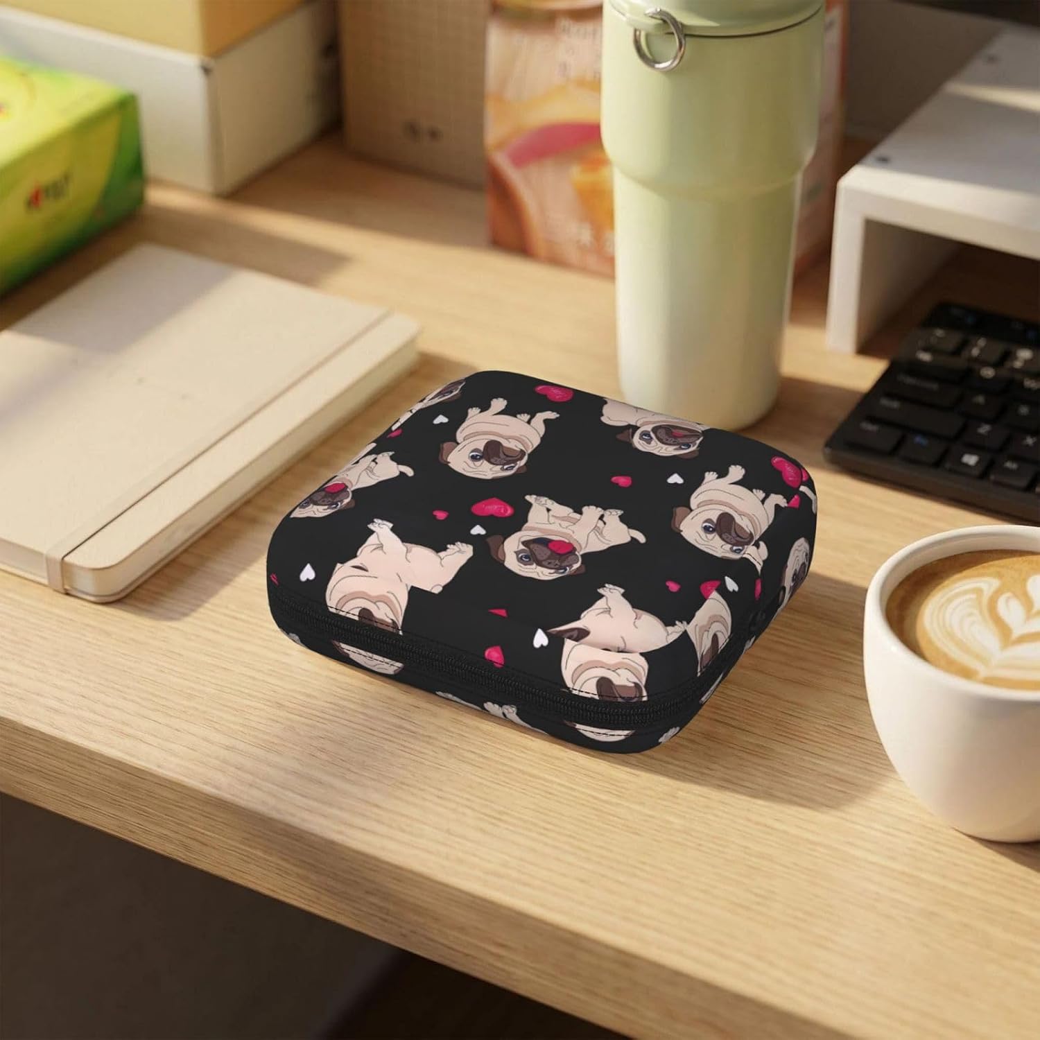 Cute Pug Print Women Period Bag Sanitary Pouch Portable Pad Pouch Tampon Holder Small Zipper Pouch Storage Bag