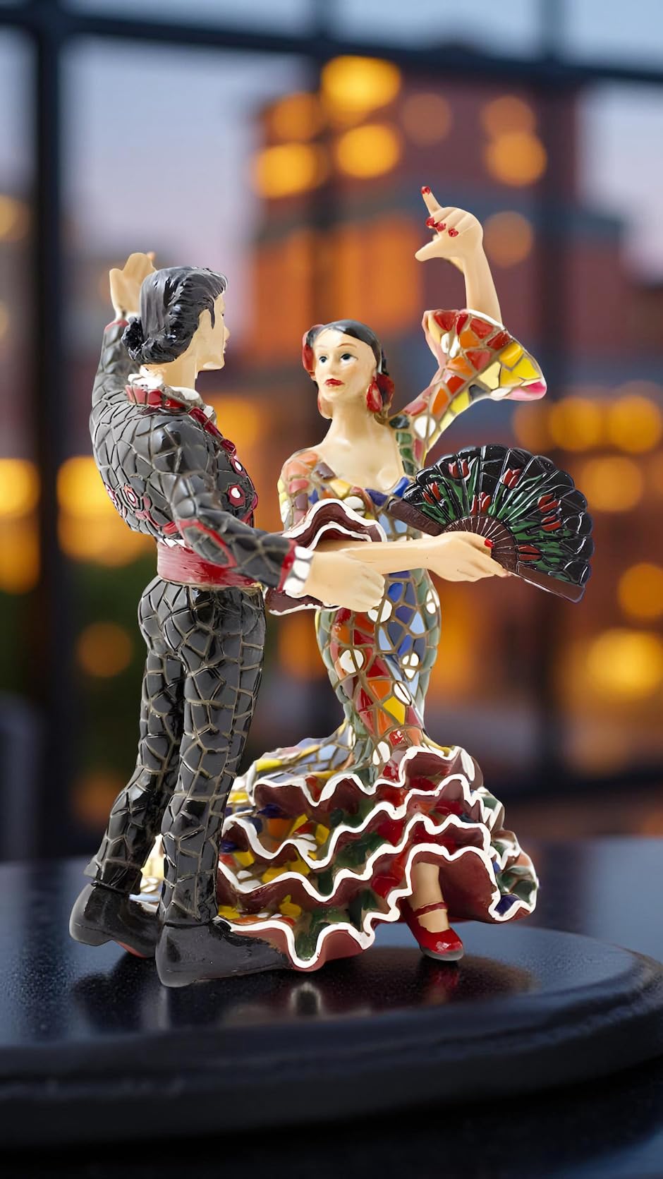 Figura Pareja Flamenca en Mosaico. Figura Mosaico. Figura Decorativa. Figura Mujer y Hombre Bailando Flamenco con Diseño en Mosaico