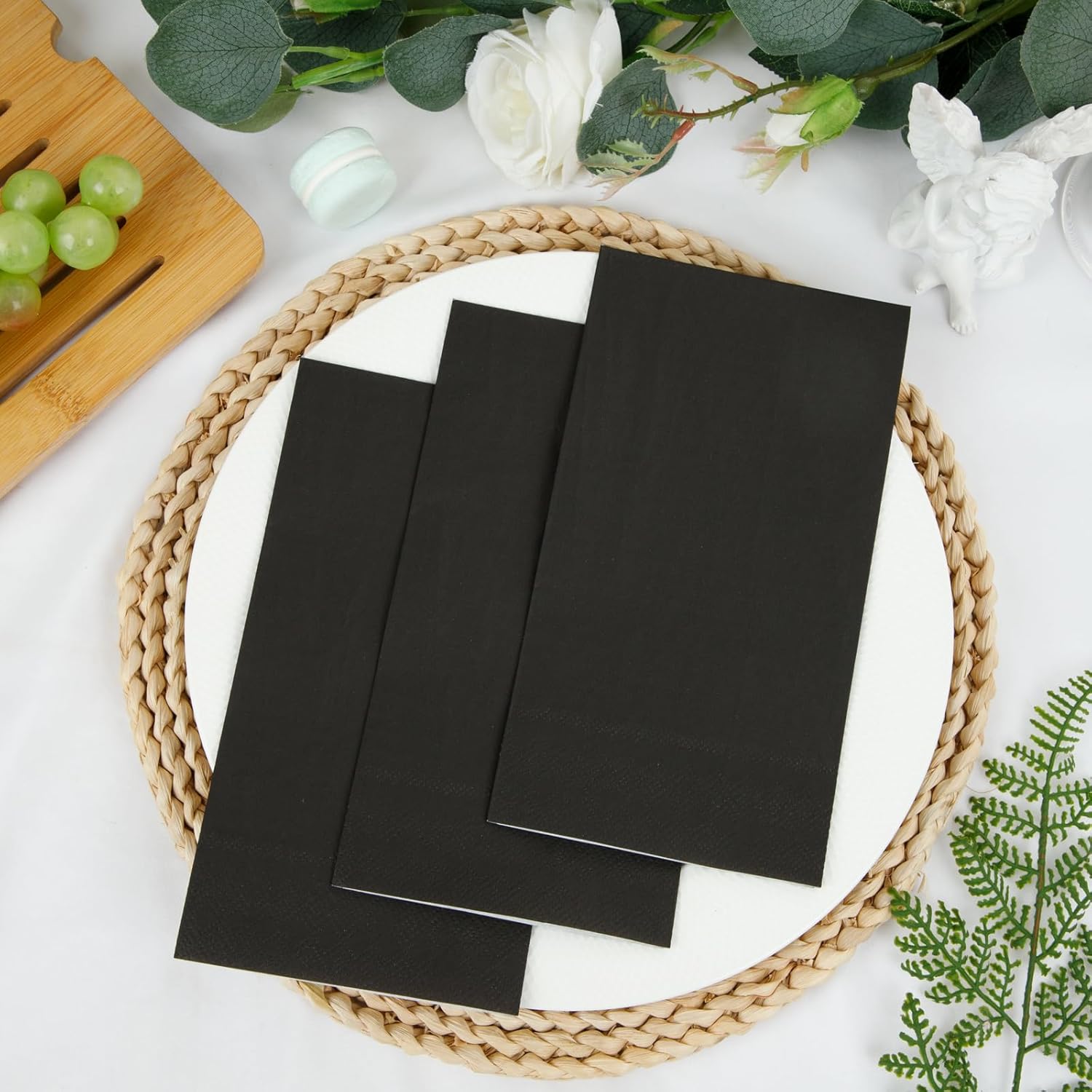 BUCLA 400-Count 3-Ply Black Paper Napkins - Black Napkins Disposable Premium Quality, Soft, Absorbent for Kitchen, Party Halloween & New Year