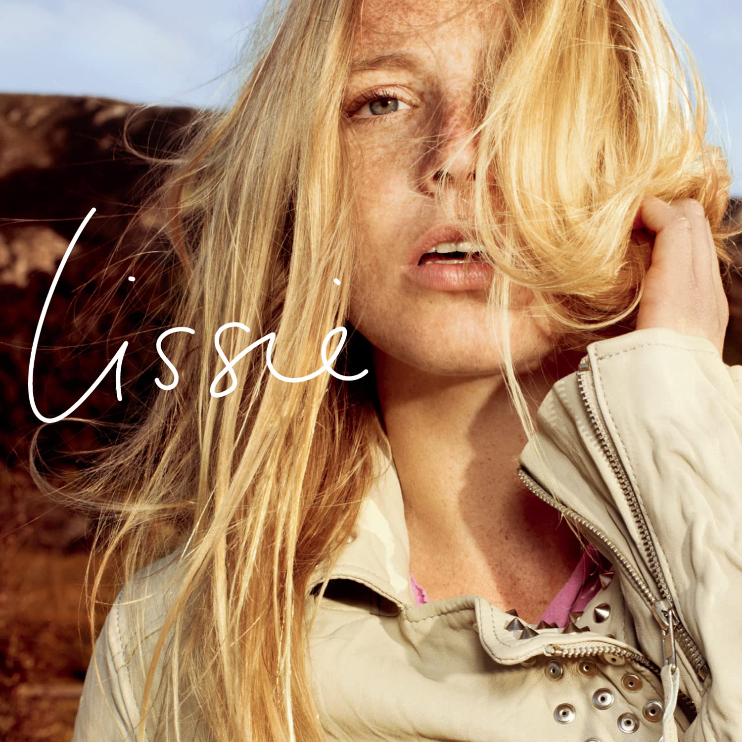 Catching A Tiger [Audio CD] Lissie and Multi-Artistes