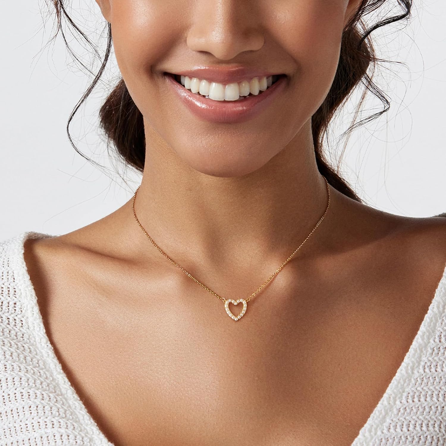 Cute Heart Necklace for Women Gold/Silver Plated Heart Pendant Choker Necklaces Tendy Love Heart Chain Necklace Dainty Gold/Silver Necklace Jewelry Gifts for Women - Image 4