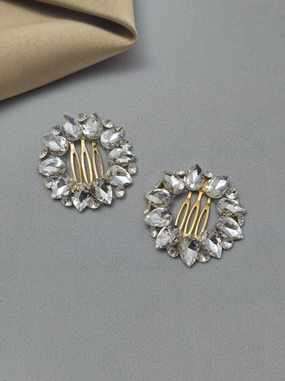 Iridescent Crystal Hair Comb, Gold Metal Base, Bridal Hair Accessories, Wedding Diamond Hair Comb for Women (Silver)