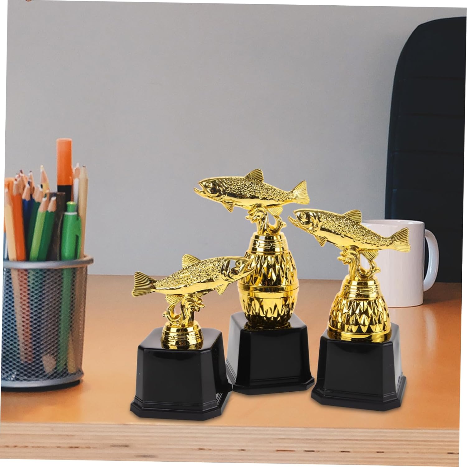 3pcs Fishing Shaped Award Trophies for Competitions Ceremonies Celebrations for Boys and Girls Events Favors School Rewards