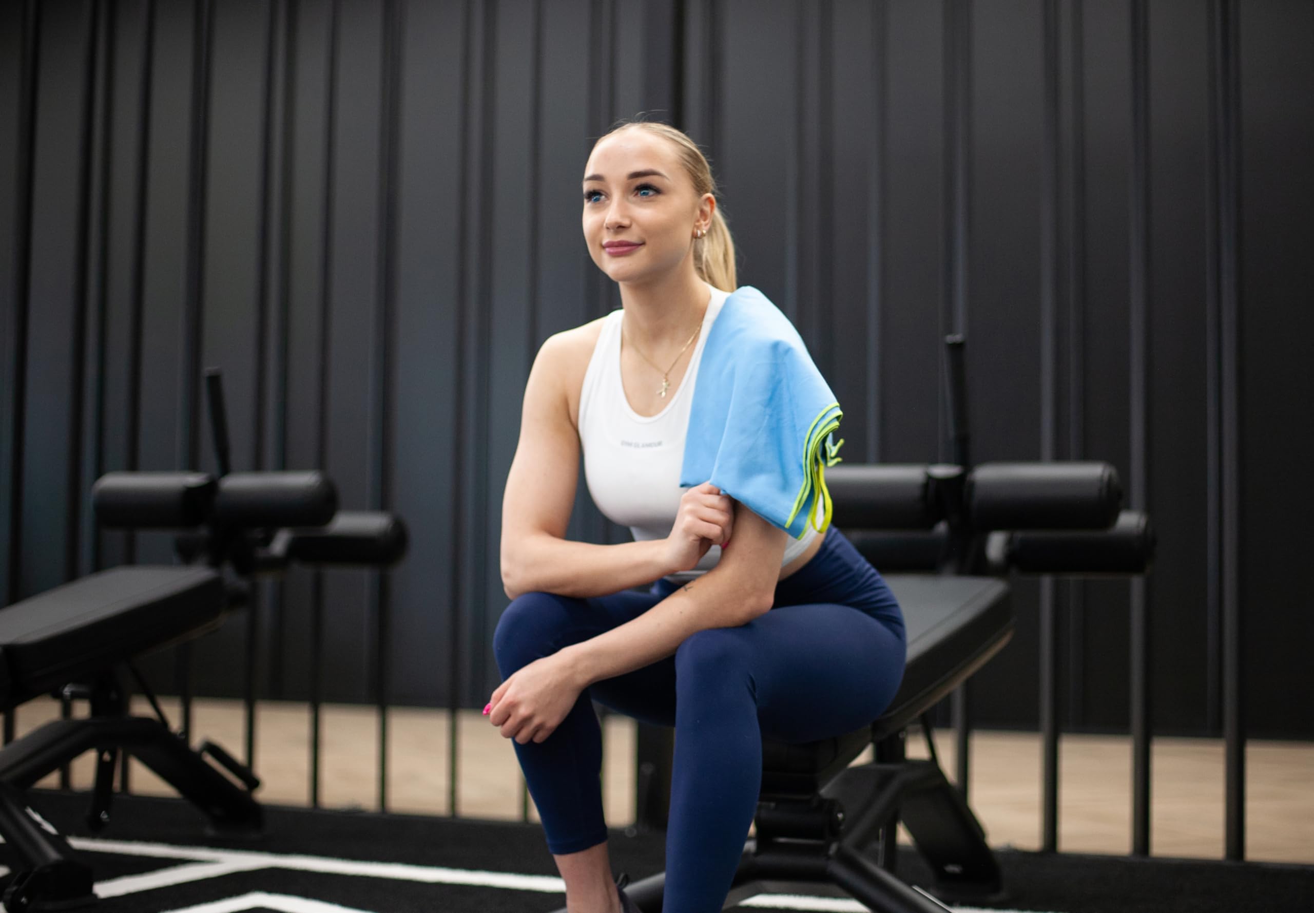 Ręcznik z Mikrofibry Szybkoschnący Szybkoschnacy Chłonny Kompaktowy Lekki Idealny na Siłownię Basen Fitness Pływanie Podróże Kemping Plaża Joga Kąpiel Prysznic Suchy Dzieci Mężczyźni Kobiety