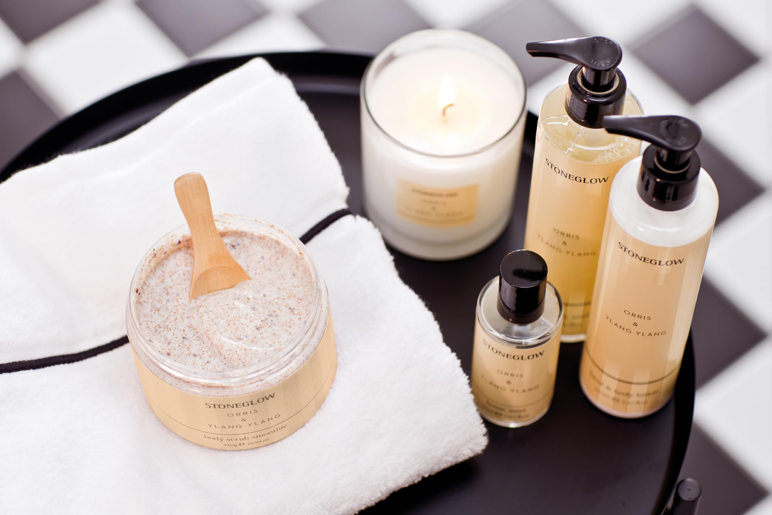 Stoneglow Modern Classics Collection - Orris & Ylang Ylang - Scented Body Scrub Smoothie 310 grams - Peach - Image 2