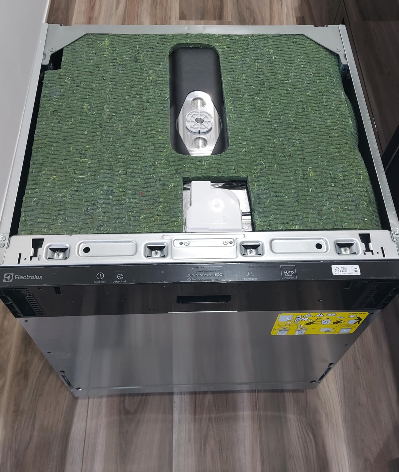 Electrolux SatelliteClean 600 Lavastoviglie Integrata Totale EES68510L Electrolux SatelliteClean 600 Lavastoviglie Integrata Totale EES68510L