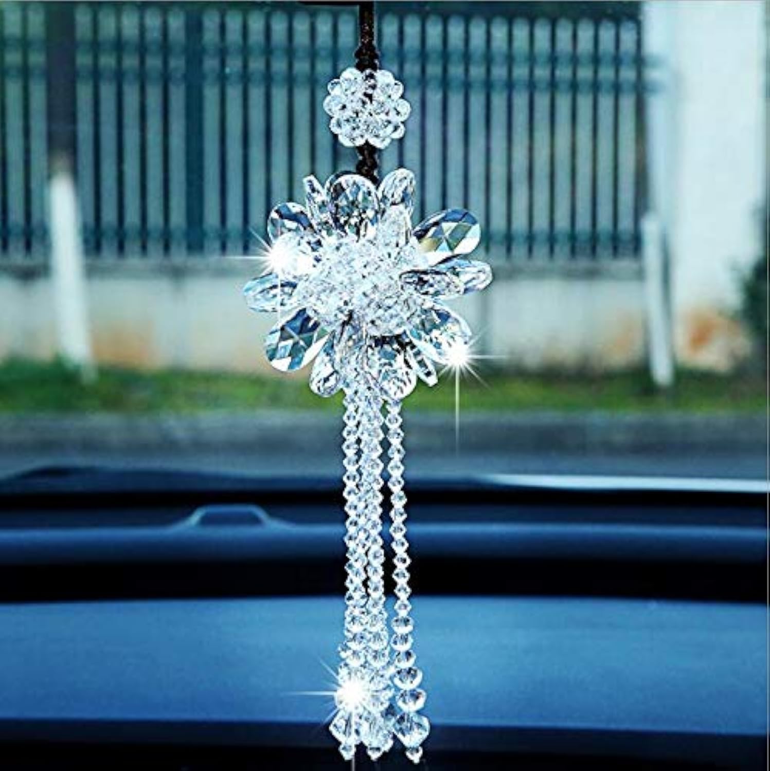 Crystal Flower Car Pendant Hanging Ornament Interior Accessories For Auto Rear View Mirror Hanging Decoration Home Decoration (White)