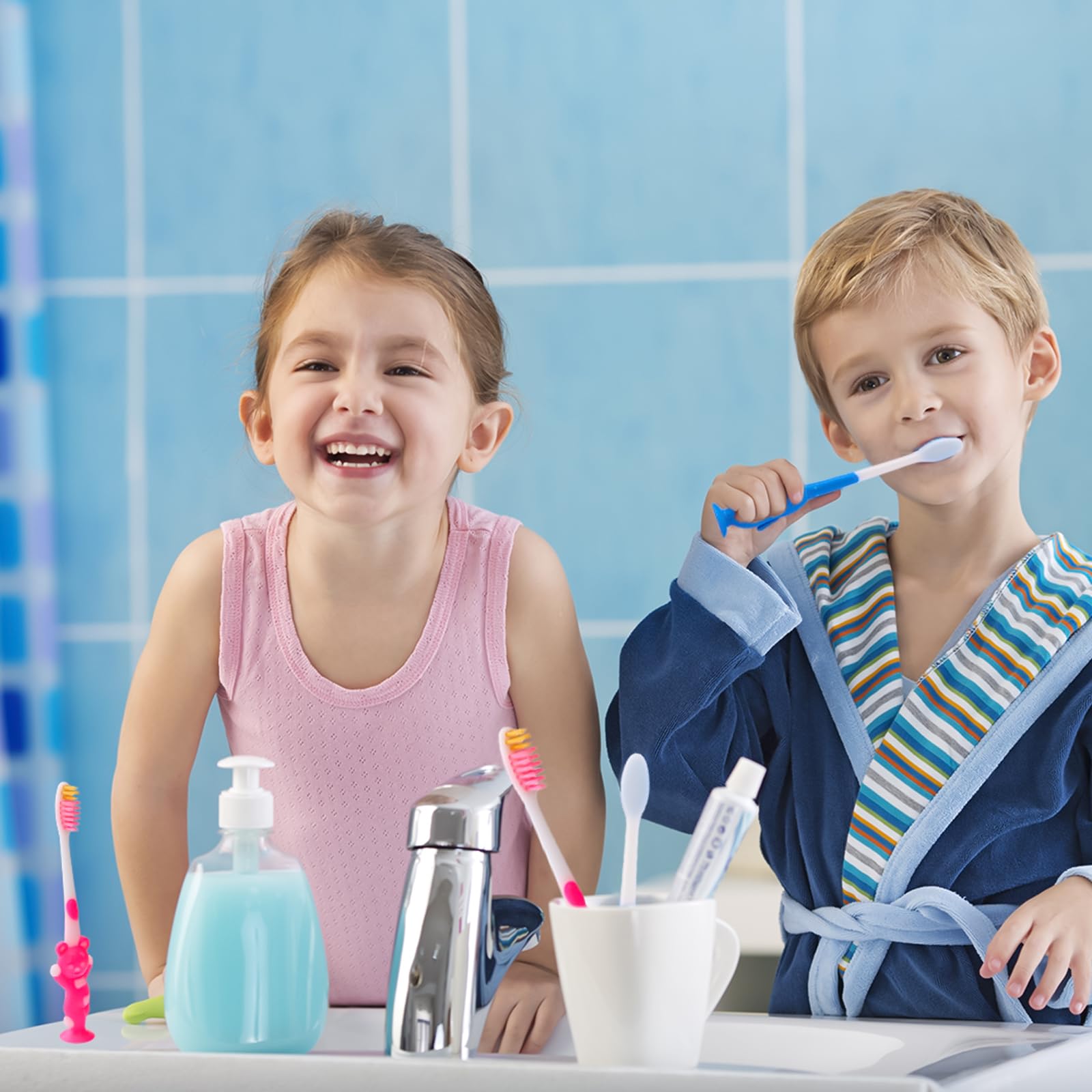 200 spazzolini da denti usa e getta per bambini, confezionati singolarmente, per bambini dai 2 anni in su, set di spazzolini da denti con setole morbide per ragazzi e ragazze, spazzolino colorato con