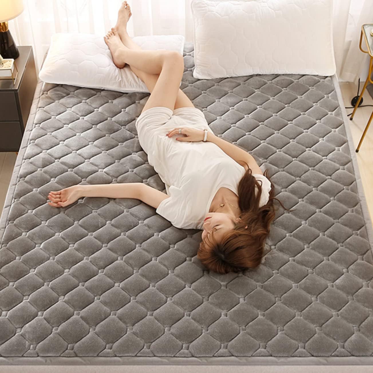 Single Bed Pad 150 x 200 cm Flannel Wine Red with 4 Elastics Moisture Absorbing Heat generating Microfiber (Grey w 180 x 200 cm)