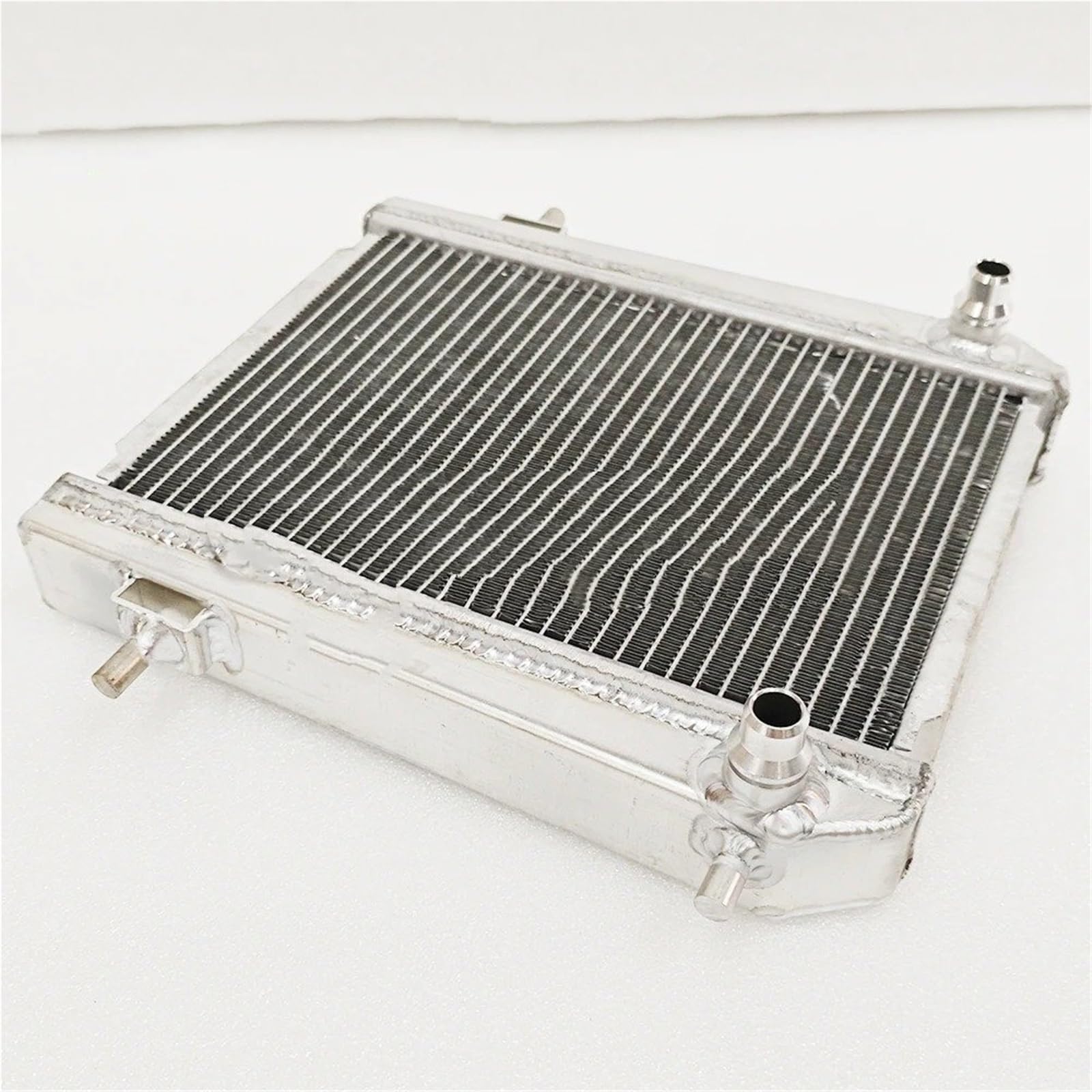 intercooler turbo Per BMW Per M3 G80 Per M3 Per M4 G82 G83 2021 2022 2023 2024 1711 8095 285 17118095285 Radiatore Ausiliario Anteriore(With black frame)
