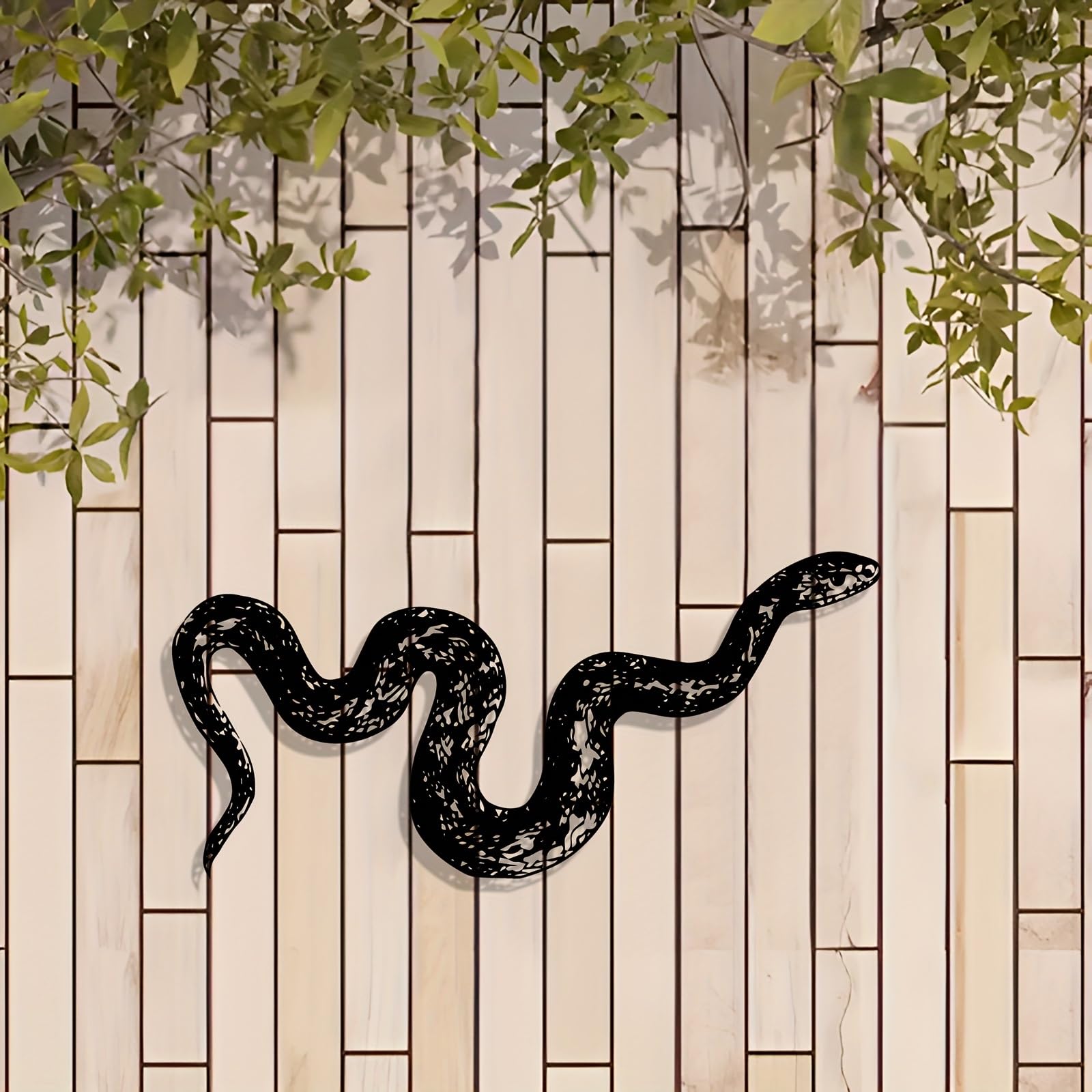 Decoración de pared abstracta contemporánea de metal con diseño de serpiente: mural moderno para interiores/exteriores, sala de estar, jardín o patio. Ideal para amantes de la vida silvestre y re