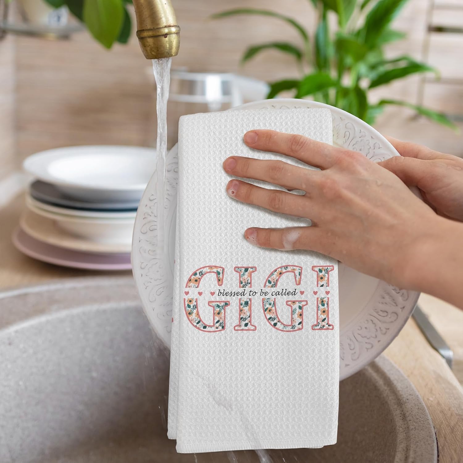 Gigi Gifts Kitchen Towels, Gifts for Gigi Grandma Dish Tea Towels, Mothers Day Birthday Grandma Gift Decorative Hand Towel for Kitchen Bathroom, 16x24 Inch - Image 4