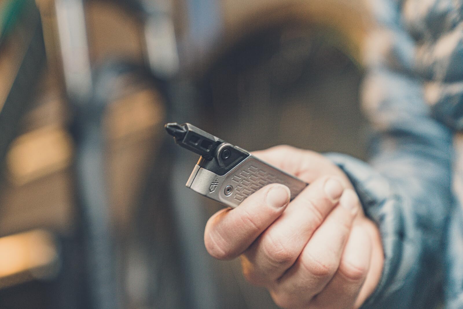 Gerber Wielofunkcyjne narzędzie z 7 funkcjami, nóż z gładkim ostrzem, LockDown Drive, stal nierdzewna/5Cr15MoV, srebrny, 31-003705
